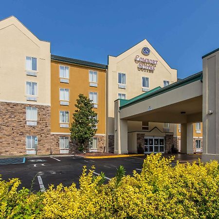 Comfort Suites Richmond Bagian luar foto