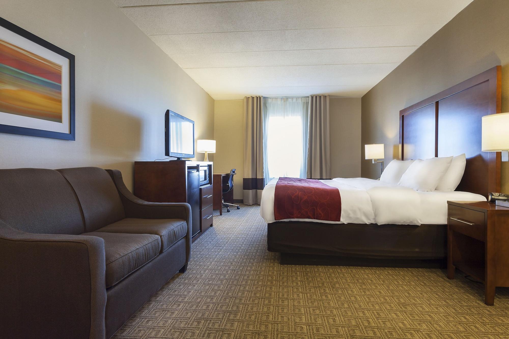 Comfort Suites Richmond Bagian luar foto
