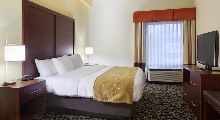 Comfort Suites Richmond Bagian luar foto