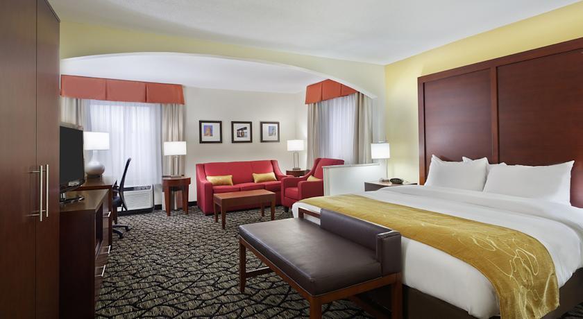 Comfort Suites Richmond Bagian luar foto